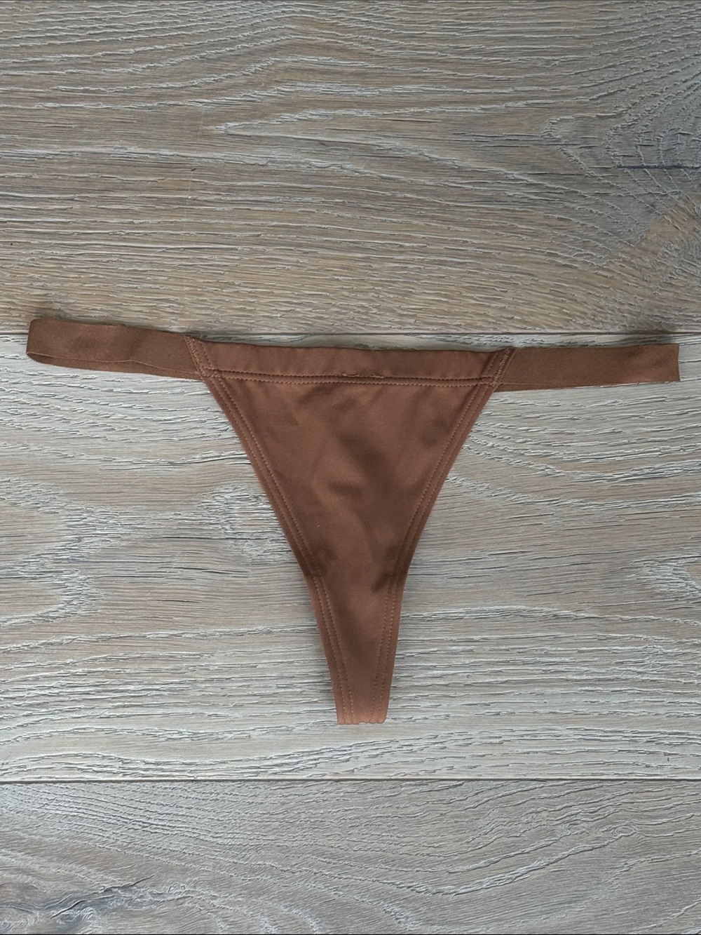 ALO Airbrush Invisible Brown V-String Thong Smooth Super Stretchy Lightweight-XS